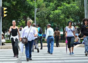 Tecnología y Urbanismo: Día Mundial del Peatón