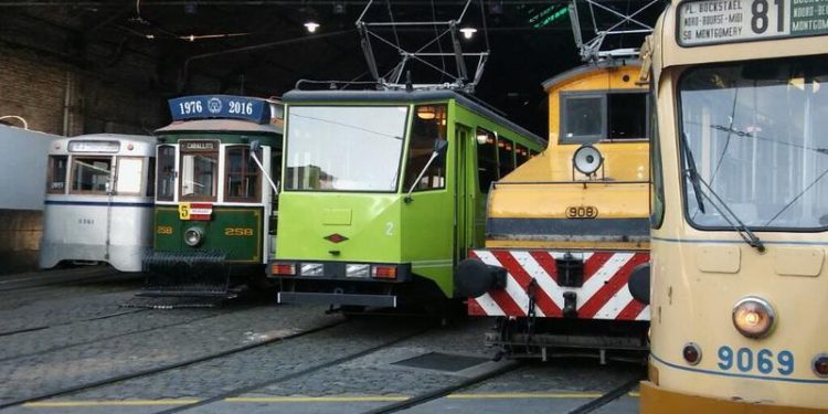 La Asociación Amigos del Tranvía recibió nuevos coches – Entrevista a Aquilino González Podestá