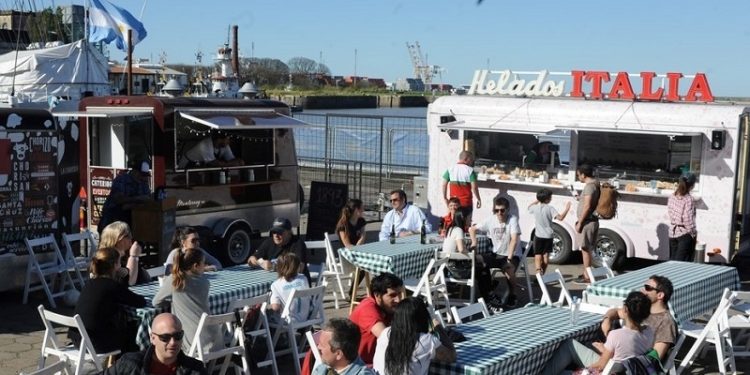 Tecnología y Urbanismo: La actualidad de los food trucks en la Ciudad