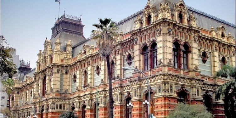 Los secretos del Palacio de las Aguas Corrientes: una mirada al interior del mítico edificio porteño