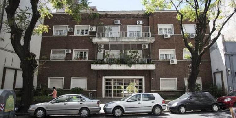 Alertan que corren riesgo de demolición edificios históricos