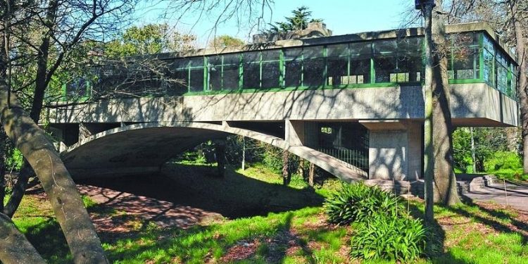 Peligra la continuidad de la Casa del Puente por falta de sanitarios