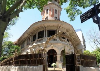 La misteriosa Casa Redonda de Barrio Parque abre como galería de arte