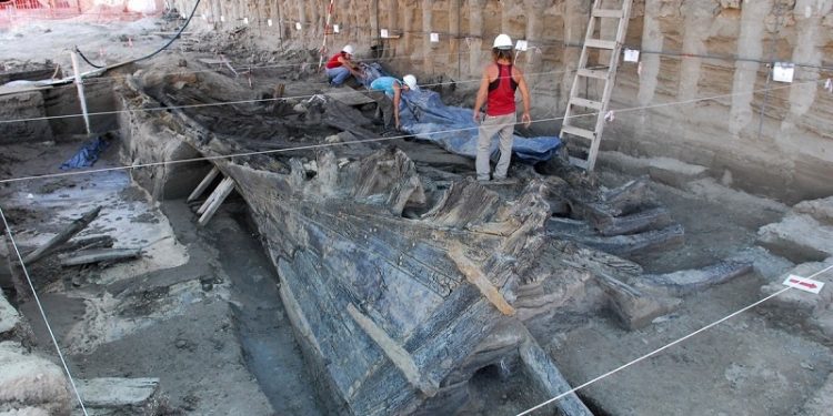 Desde un galeón del siglo XVIII a los restos de la casa de Rosas, otros hallazgos arqueológicos en la Ciudad