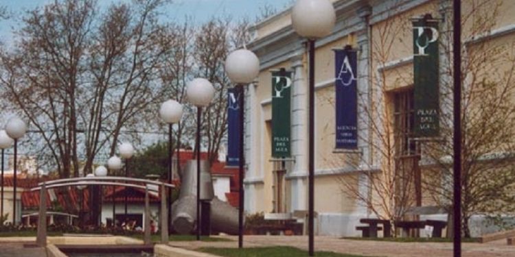 Aprueban ordenanza para alquilar o concesionar la Plaza del Agua