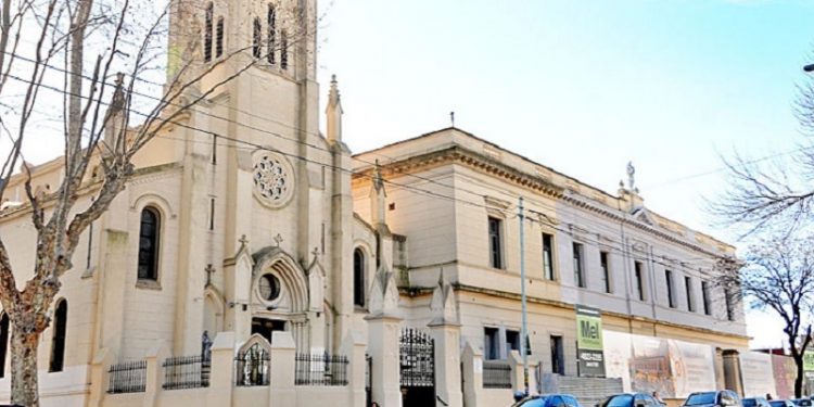 Casa FOA se hará en un convento de Villa Devoto, donde luego se construirán departamentos