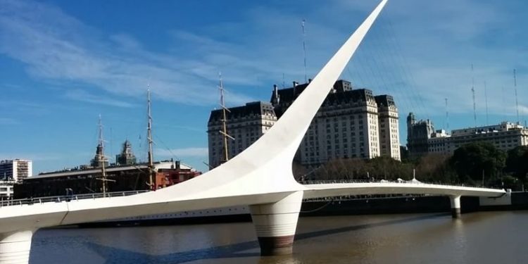 El Puente de la Mujer ya es “Monumento” de la Ciudad