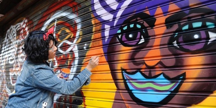 La zona de Tribunales se llenó de arte y color