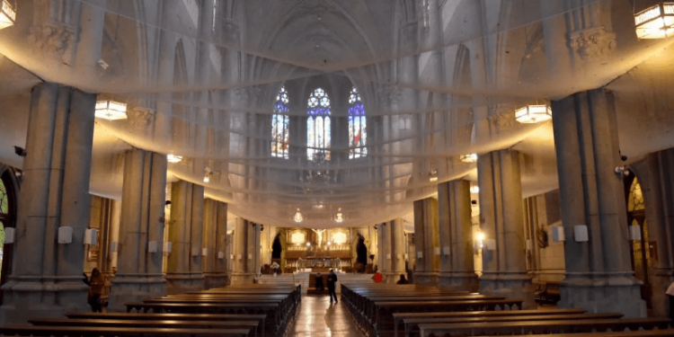 Realizan obras para restaurar la estructura edilicia de la Catedral