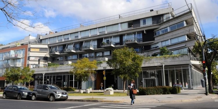 La autopista inconclusa que se transformó en un “barrio” cada vez más cotizado