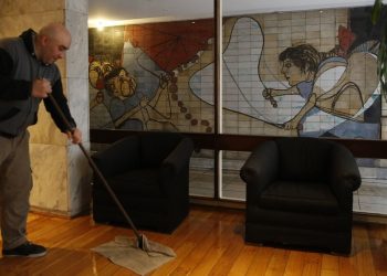 Arte en los lobbies: el tesoro que se esconde en los edificios porteños