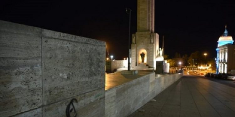 Juntan firmas para que no se recorten obras en el Monumento