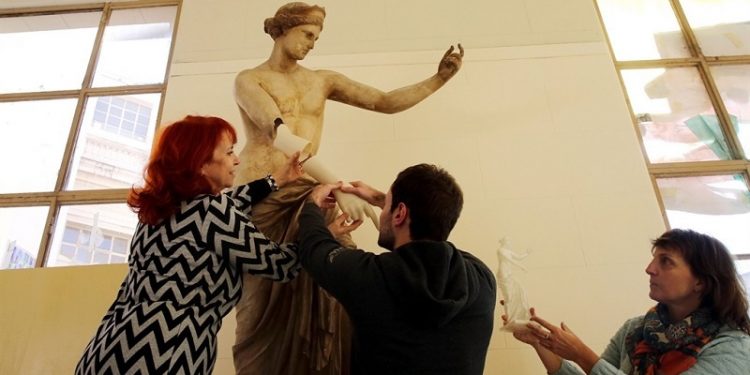 La Plata: por primera vez en la Argentina, recuperan estatuas con impresión 3D