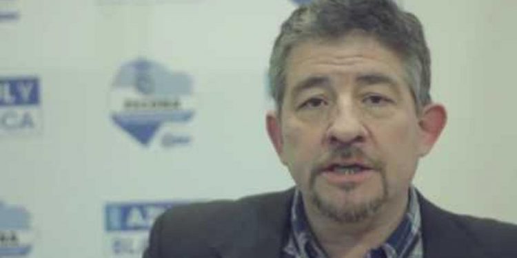 Micros truchos en el barrio de Once – Entrevista a Leonardo Dattoli