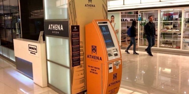 Instalan un cajero Bitcoin en un Shopping porteño