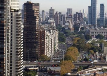 Según una especialista, el nuevo código de edificación de la Ciudad atrasa 40 años