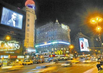 Tecnología y Urbanismo: La contaminación lumínica en la Ciudad