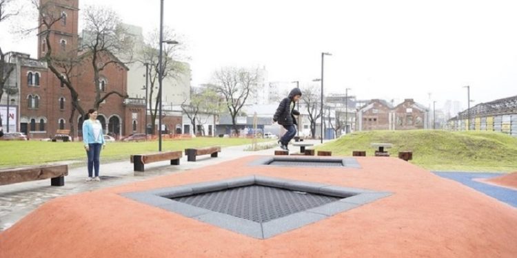 La Ciudad inauguró el nuevo espacio verde del Parque de la Estación en Balvanera