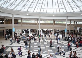 Dellepiane, la terminal fantasma que se llenó de micros por el cierre de Retiro