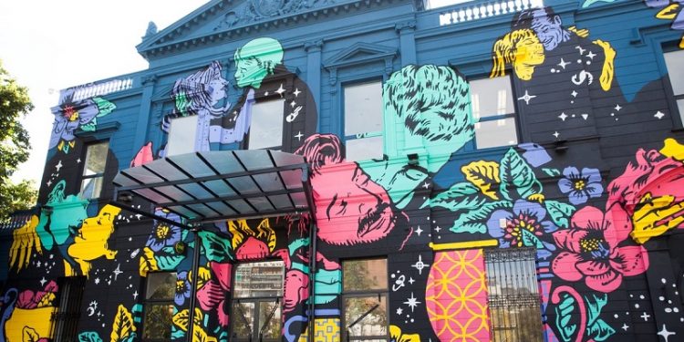 Qué hay detrás de la polémica fachada del Centro Cultural Recoleta