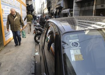 Estacionamiento para discapacitados: ordenan a la Ciudad sumar espacios en el centro peatonalizado