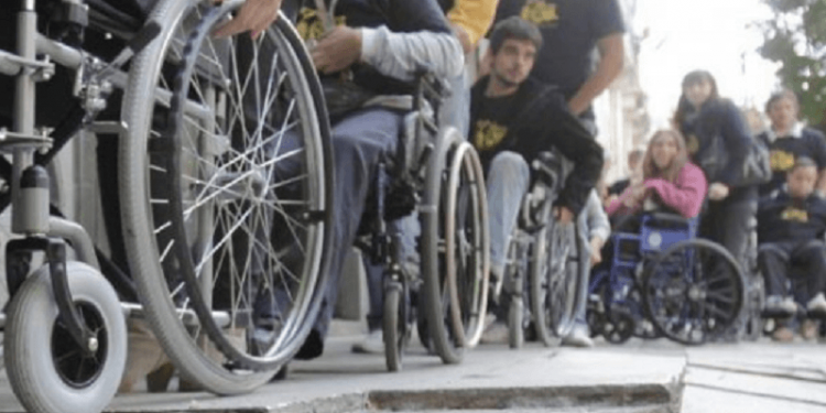 Cientos de personas correrán en silla de ruedas por una ciudad más inclusiva