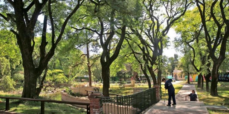 El exzoológico abre al público otro espacio con senderos y vegetación renovados