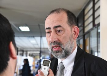 Restauran vitrales de la Confitería del Molino – Entrevista a Guillermo García