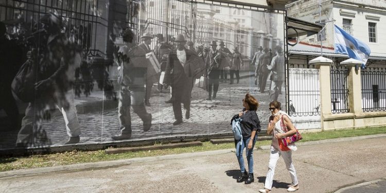 Hotel de los Inmigrantes: historia del edificio que alojó a 1 millón de nuestros antepasados