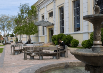 Arroyo quiere cederle la Plaza del Agua al Espacio Clarín