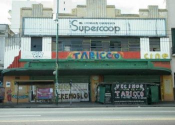Los vecinos vuelven a presentar un proyecto para salvar el cine teatro Taricco