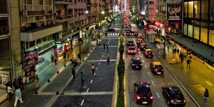 Nueva cara: el sábado se inauguran las obras de peatonalización de la Avenida Corrientes