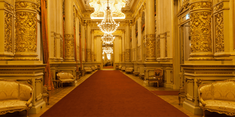 La Justicia le ordenó al gobierno porteño que proteja el patrimonio del Teatro Colón