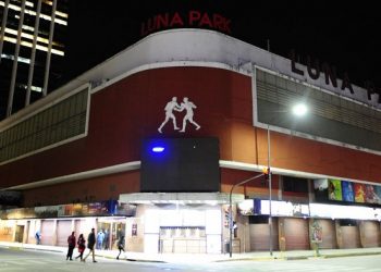 Luna Park en venta: qué se puede hacer con un edificio que está protegido por el Estado