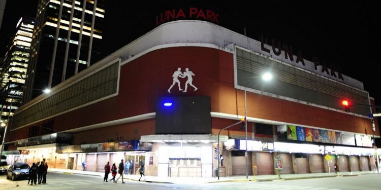 Luna Park en venta: qué se puede hacer con un edificio que está protegido por el Estado