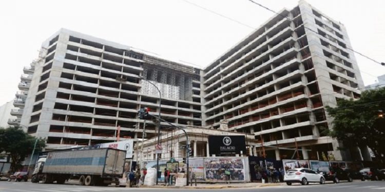 El Palacio Roccatagliata ya es el nuevo fantasma de Coghlan