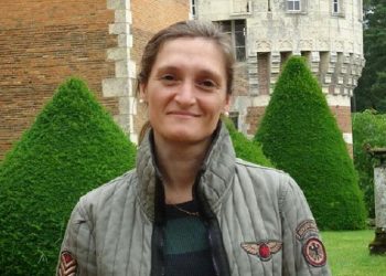 Restauran los vitrales de Las Violetas de Buenos Aires – Entrevista a Paula Farina Ruíz