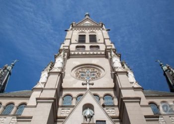Mujeres, una colecta y más de 400 reliquias: la historia de la Catedral y su cripta