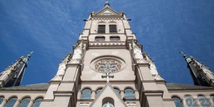 Mujeres, una colecta y más de 400 reliquias: la historia de la Catedral y su cripta