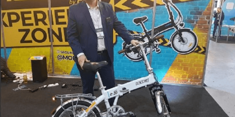 Air Computers se mete de lleno en el negocio de bicis, monopatines y motos eléctricas