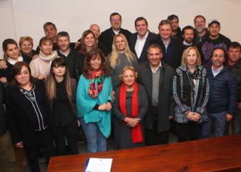 Candidatos a intendentes firmaron un compromiso por el Basural de Mar del Plata