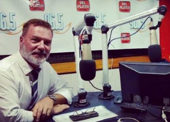 Ciclo de conferencias sobre la historia de Mar del Plata – Entrevista a Eduardo Longhi