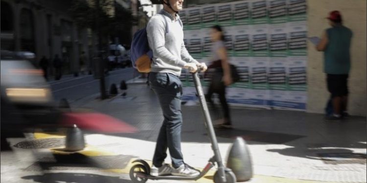 Desde el Concejo buscan regular el uso de monopatines eléctricos en Rosario