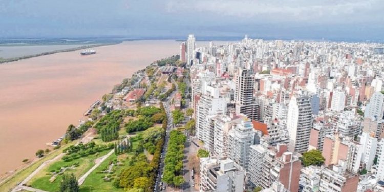 Especialistas advierten que los edificios frente al río están modificando el clima