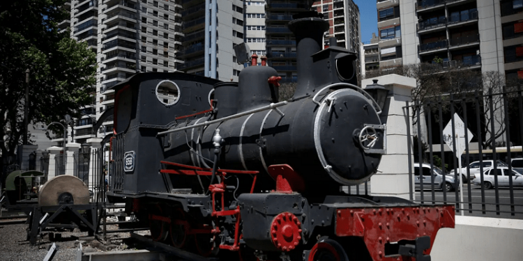 Se restauró el centenario galpón que alberga el Museo Nacional Ferroviario en Retiro
