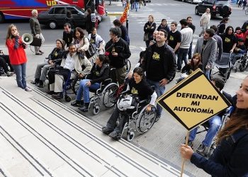 Transporte y veredas, los principales obstáculos si se tiene discapacidad