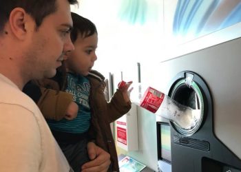 Cinco céntimos por cada botella de plástico devuelta en Portugal