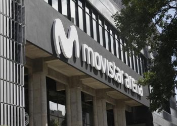 Sigue la lucha contra el Movistar Arena