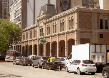 Los secretos de la ex cochera presidencial que pronto será un mercado gourmet