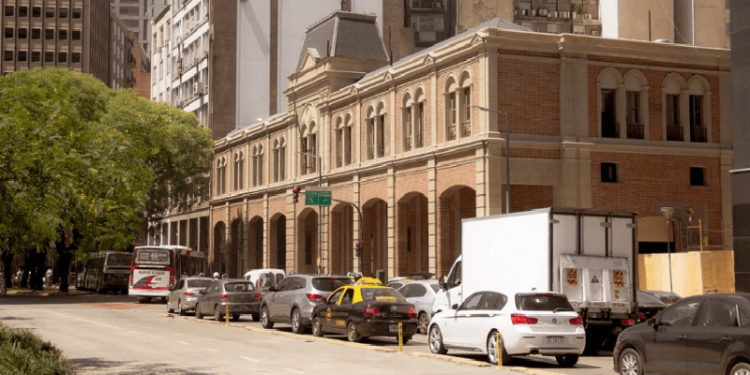 Los secretos de la ex cochera presidencial que pronto será un mercado gourmet